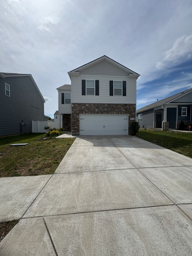 Building Photo - 845 Long Leaf Rd