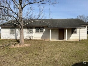 Building Photo - 228 Flightline Dr