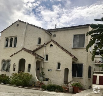 Primary Photo - 6328 W 6TH St