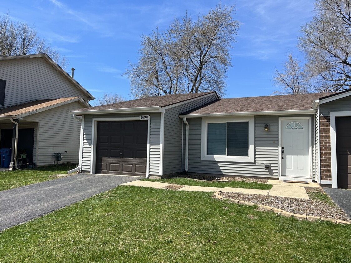 Foto principal - 1090 Pheasant Run Ln