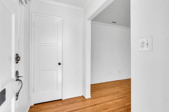 Foto del edificio - 4753 Choctaw Dr