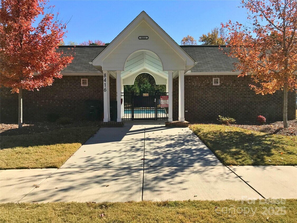 Foto del edificio - 4007 Marygrove Ct