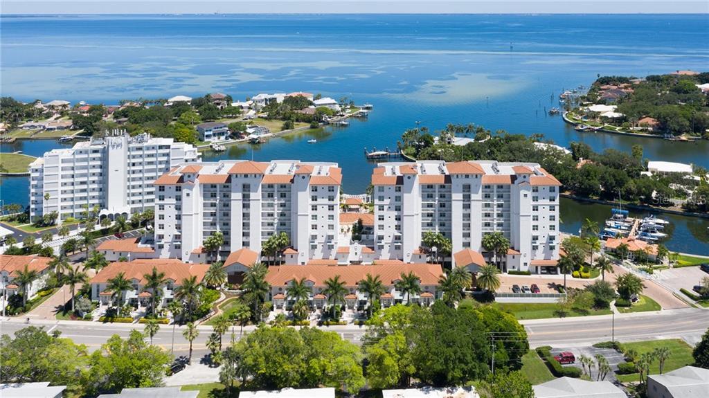 1325 Snell Isle Blvd NE Unit 611, Saint Petersburg, FL 33704 Condo