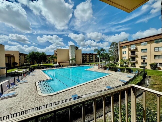 Foto del edificio - 5820 N Church Ave