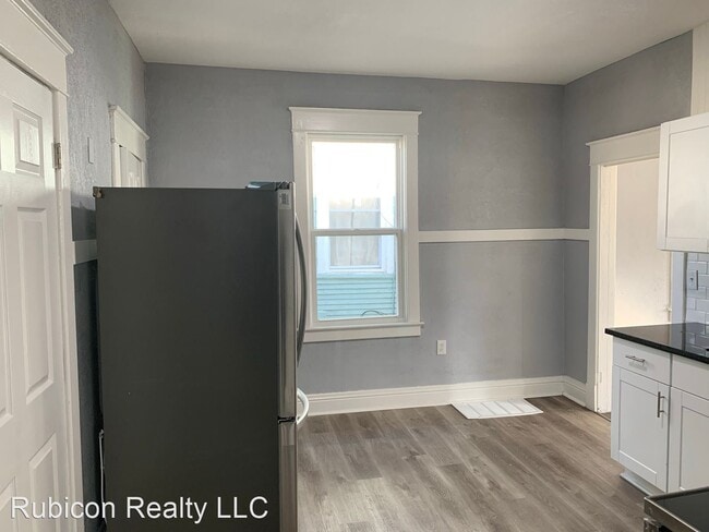 Building Photo - 2 br, 1 bath House - 412 N Hardesty Ave