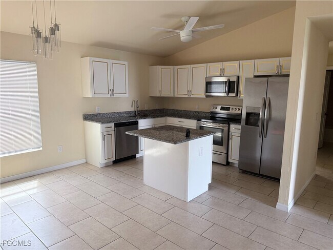 Foto del edificio - 2000 SW 3rd St