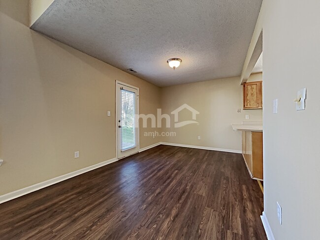 Foto del edificio - 11946 Sapling Cir