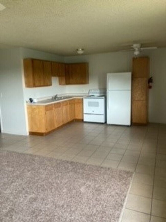 Foto del edificio - 3 Bedroom, Single-story Townhomes for rent...