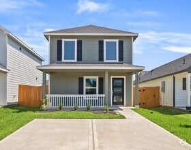 Building Photo - 16426 Valerie Marie Pl