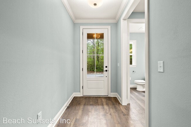 Building Photo - 4 br, 2.5 bath House - 116 Laurel Oaks Dr
