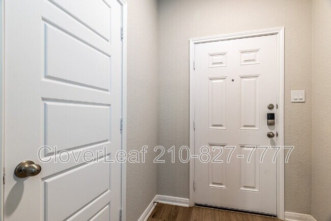 Building Photo - 8339 Runner Rdg