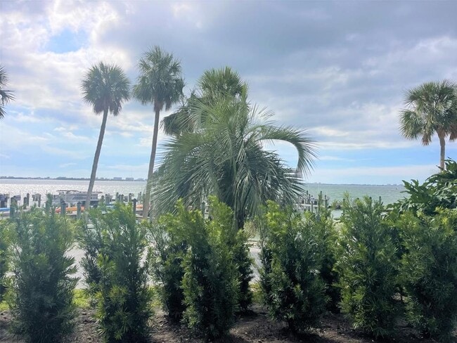 Building Photo - 988 Boulevard of the Arts