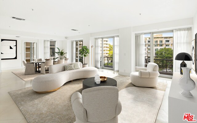 Building Photo - 10580 Wilshire Blvd