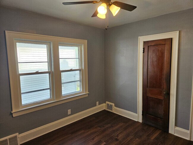Foto del edificio - 14014 Edgewood Ave