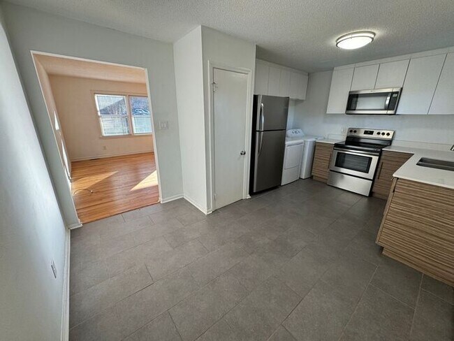 Foto del edificio - Adorable 2 Bed 1 Bath Town Home at Lupton Flats