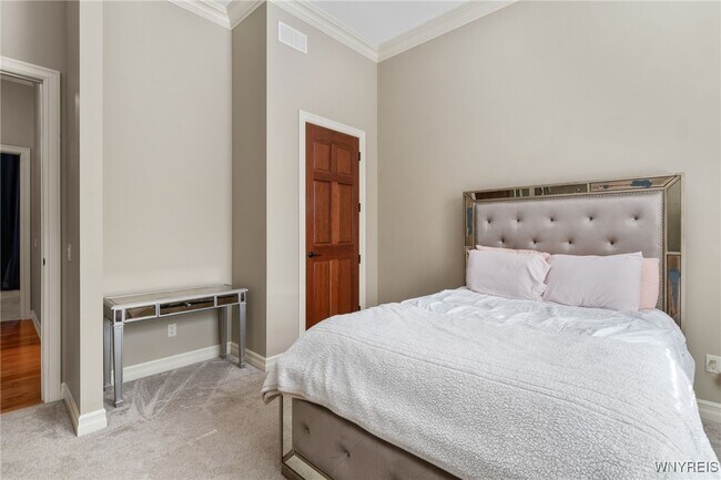 Foto del edificio - 9743 Cobblestone Dr