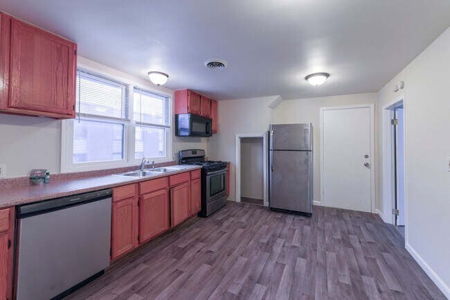 Foto del edificio - 1715 Glenwood Ave
