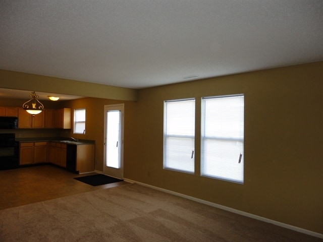 Foto del edificio - 8624 Centenary Dr