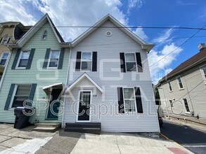 Building Photo - 28 N 4th St