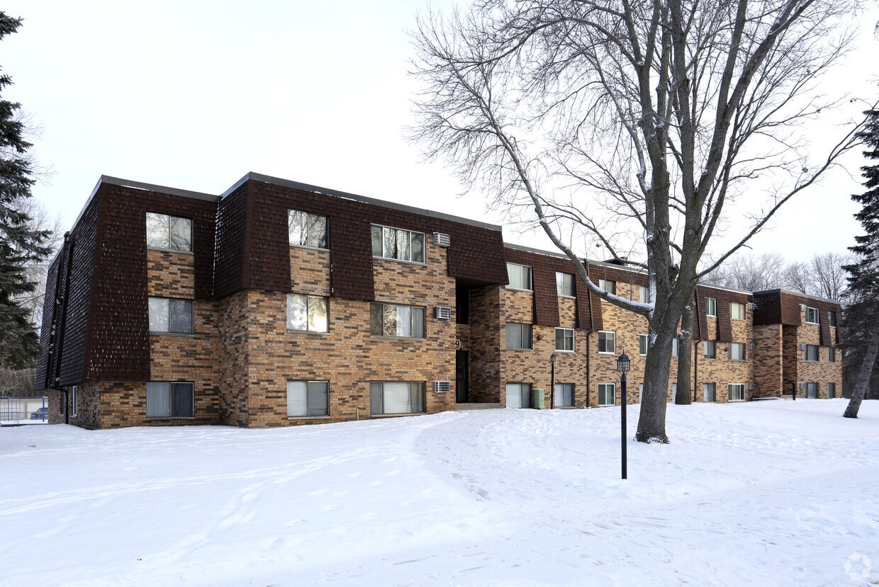 Primary Photo - Drake Apartments