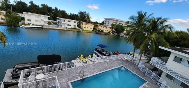 Building Photo - 1225 Marseille Dr