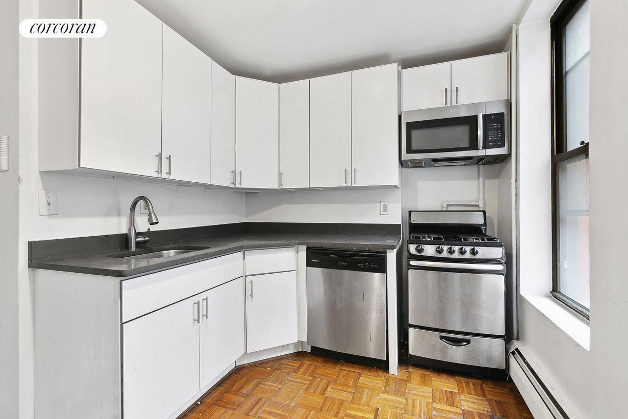 Foto principal - 100 W 27th St