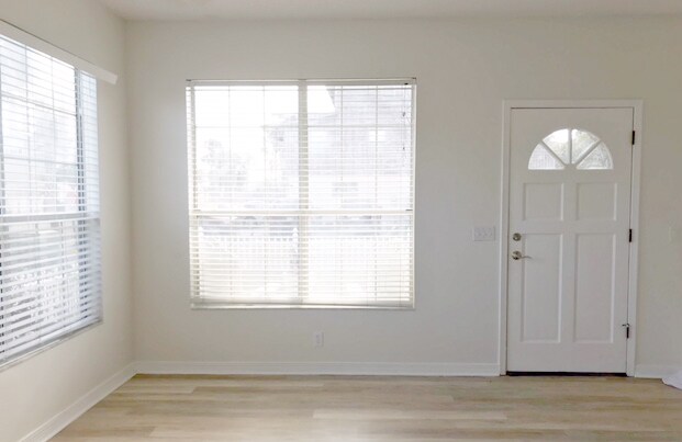 Downstairs Den - 200 Margaret St