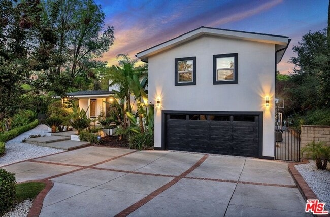 Building Photo - 19410 Shenango Dr