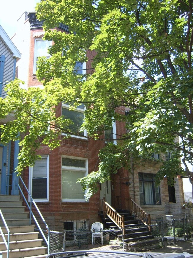 Photo - 2644 N Wilton Ave Apartments