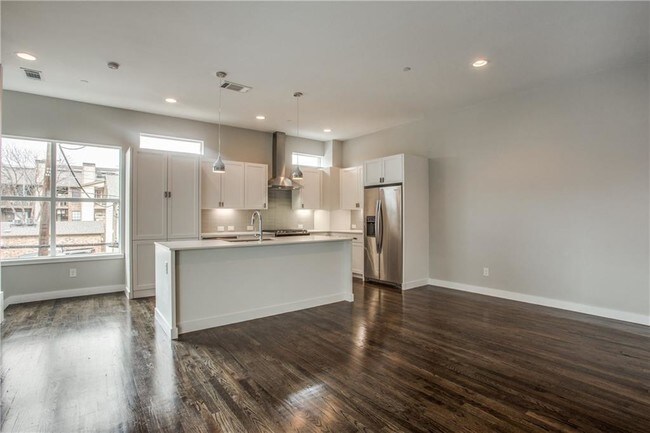 Foto del edificio - 2310 N Fitzhugh Ave