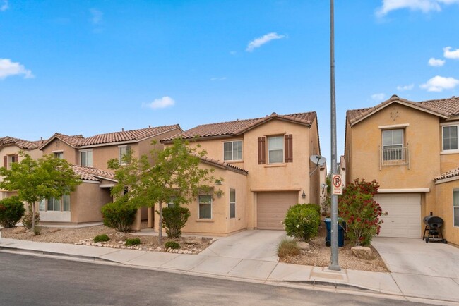 Foto del edificio - UPGRADED 3 BED 2.5 BATH IN SOUTHWEST- DOWN...