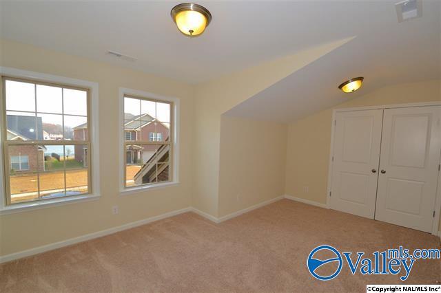 Foto del edificio - 15020 Lakeside Trail SW