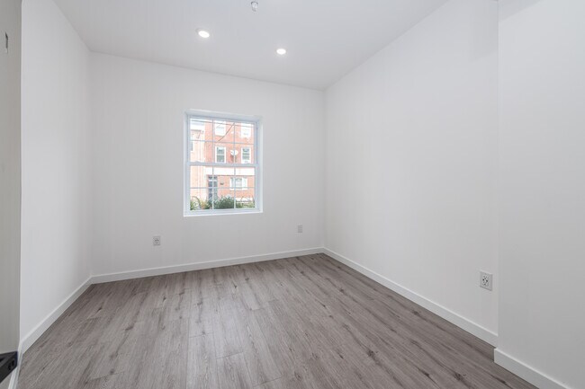 Foto del edificio - 2521 Grays Ferry Ave