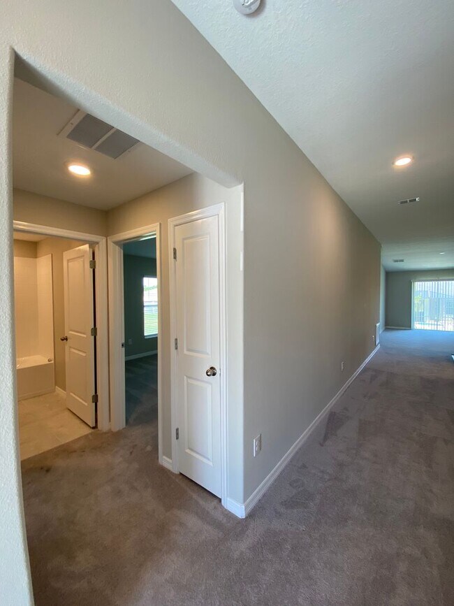 Foto del edificio - Hills Of Tuscany - Great Location, 3/2/2 ***WON'T LAST***