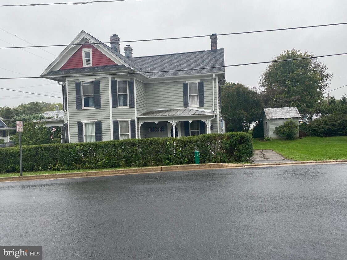 Foto principal - 161 Capon St