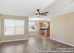 Building Photo - 8905 Pinseeker