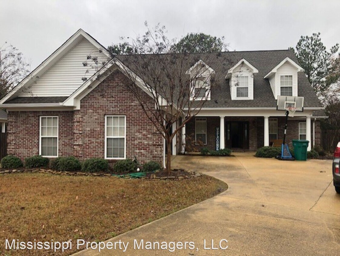 Primary Photo - 4 br, 2.5 bath House - 2608 Fox Run Lane