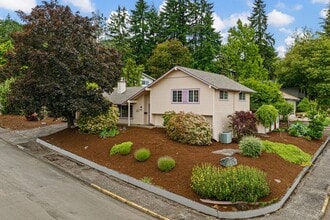 Building Photo - 2730 Malibu Way