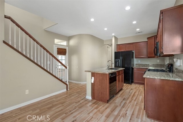 Building Photo - 31884 Jaybee Ln