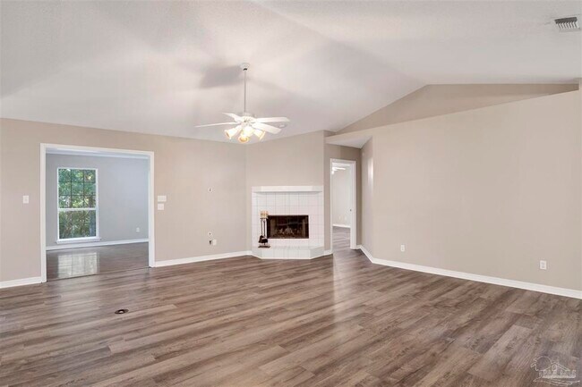 Foto del edificio - 6348 Summer Lakes Ln