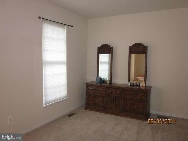 Foto del edificio - 42481 Regal Wood Dr