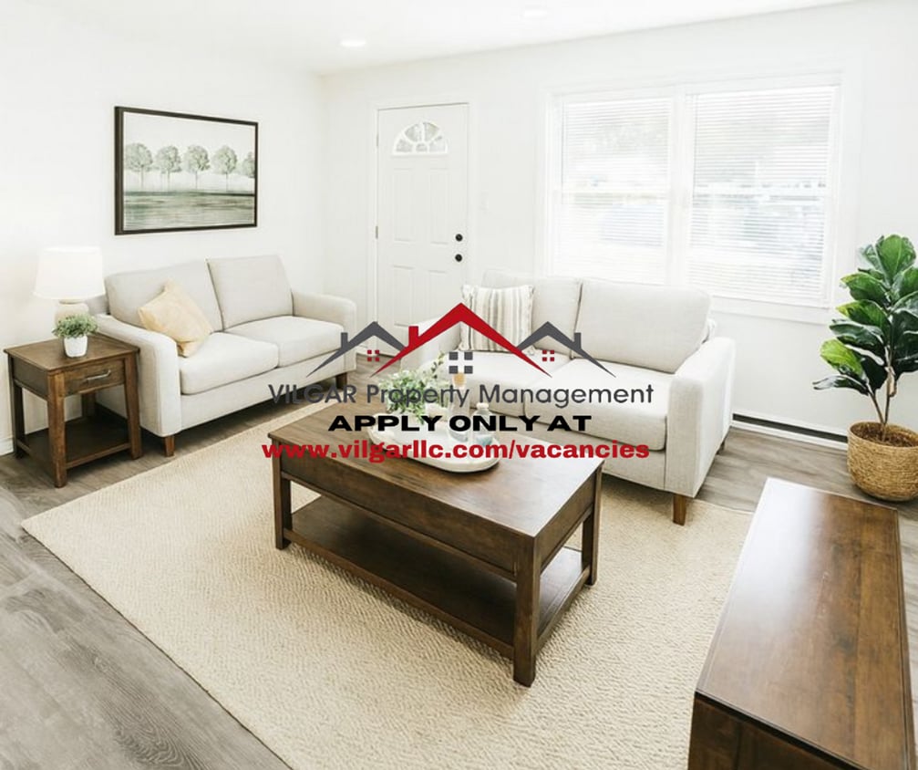Primary Photo - 4 full bedrooms, 1 full bathroom home in H...