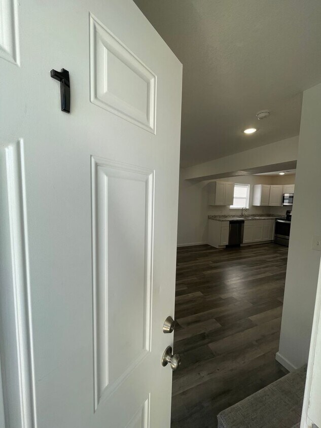 Foto principal - Townhomes Now Available in Strafford MO!