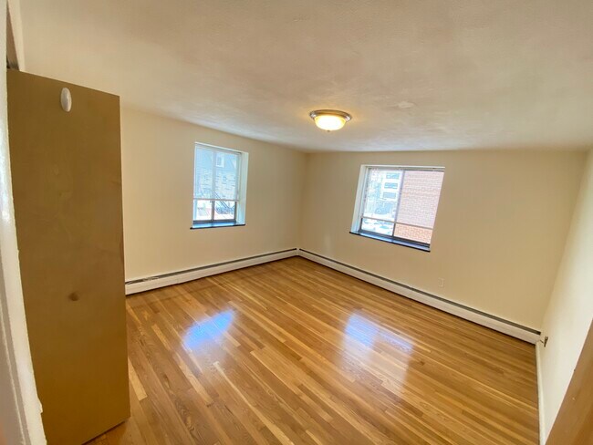 Foto del edificio - 230 Babcock St