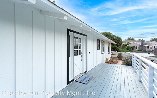 Foto del edificio - 2 br, 2 bath House - 2424 Dunstan