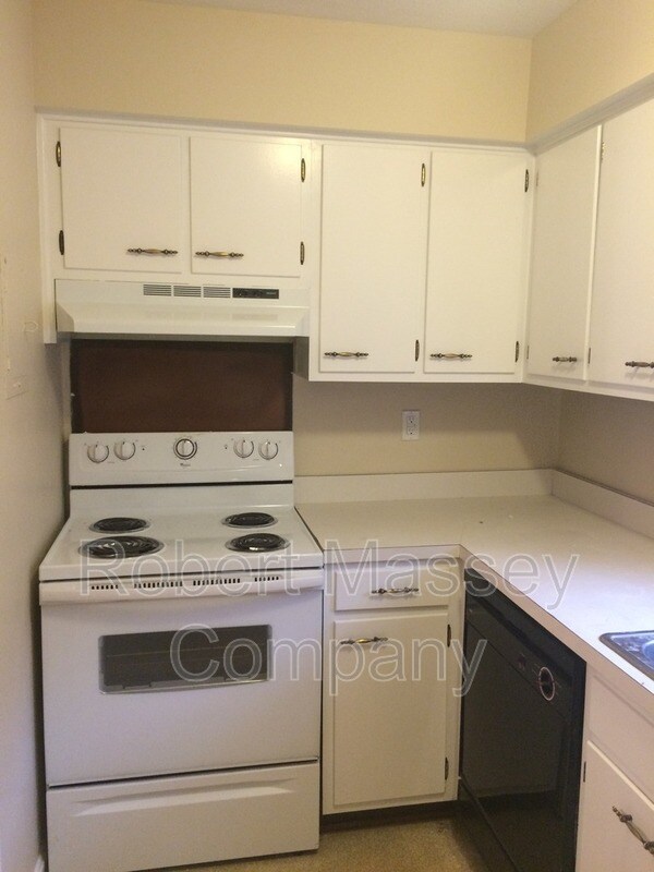 Building Photo - 2212 Steier Ln