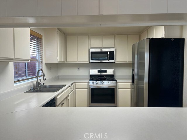 Foto del edificio - 1335 Heather Ln