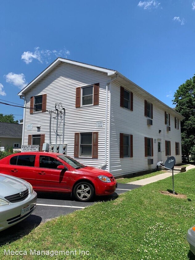 Foto principal - 2 br, 1 bath Apartment - 310 E Merry St.