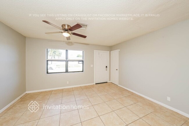 Foto del edificio - 9014 Fashion Pl