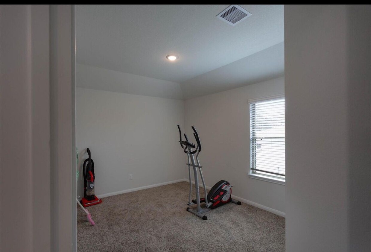 Building Photo - 14212 Sedona Rdg Dr